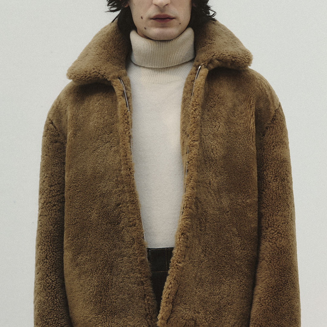 Ontdek de SANDRO tweedehands website